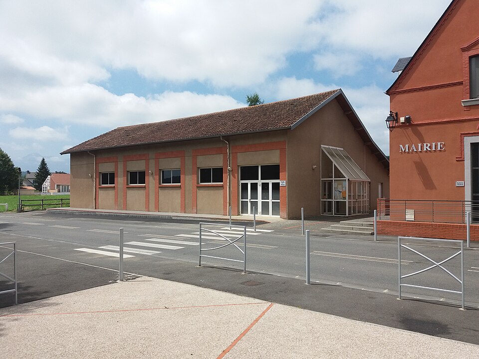 Salle des Fêtes de Bordes, Bordes
