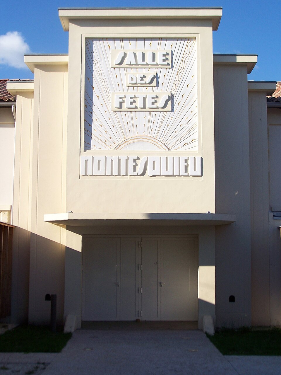 Salle des fêtes Montesquieu, La Brède