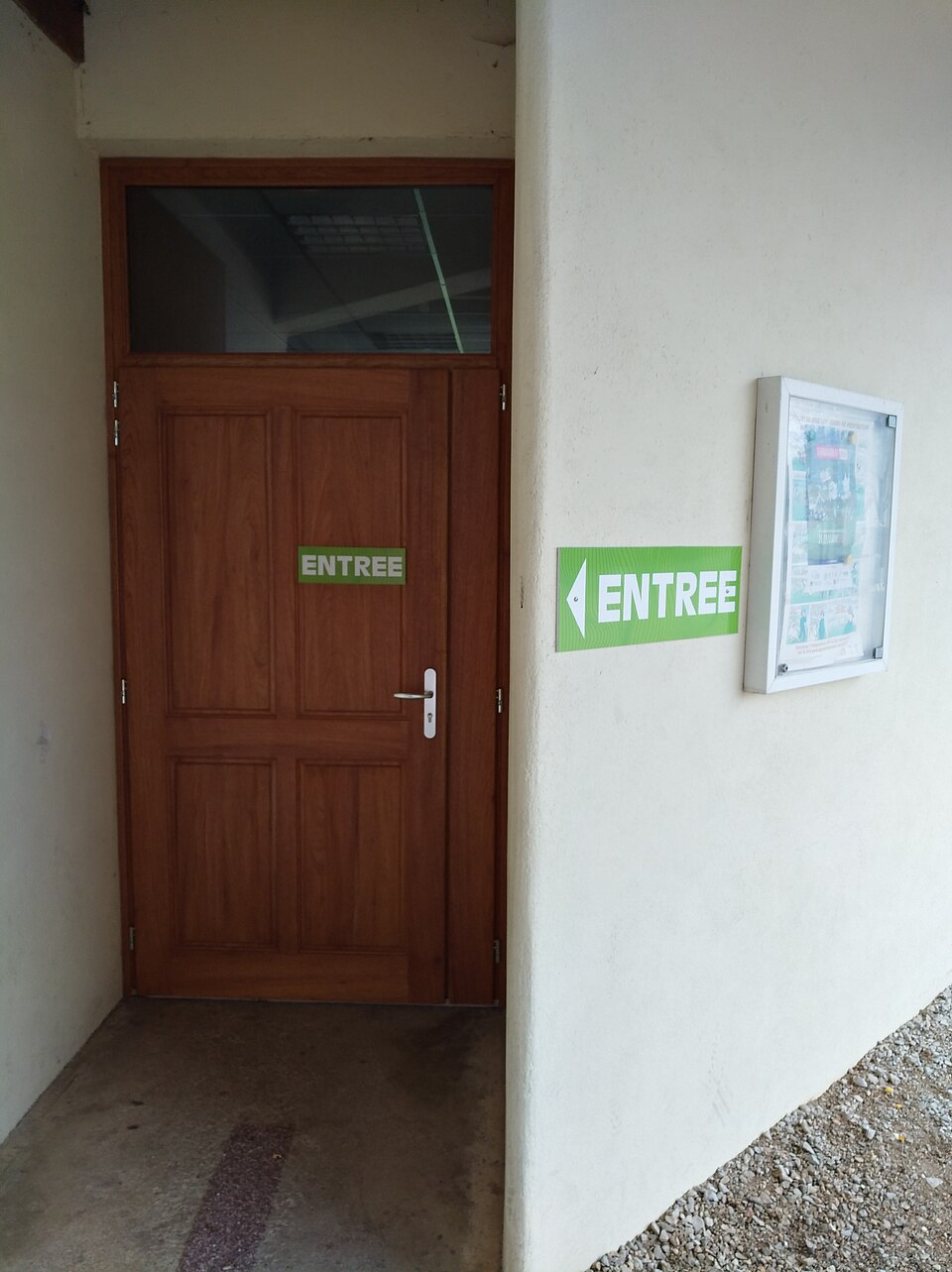 Salle des fêtes de La Loye, La Loye
