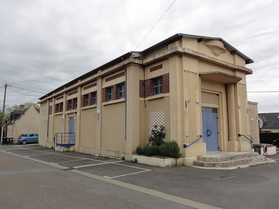 Salle des fêtes de Monceau-lès-Leups, Monceau-lès-Leups