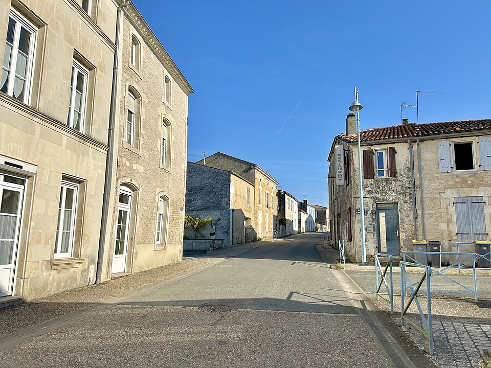 Salle des Fêtes de Muron, Muron
