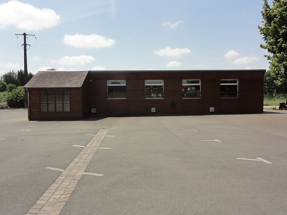 Salle polyvalente de Saint-Victeur, Saint-Victeur