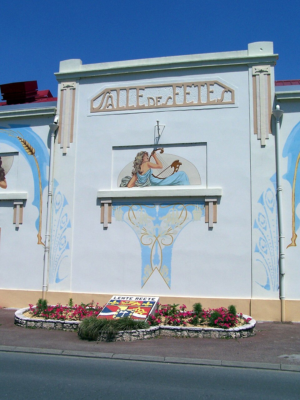 Salle des fêtes de Sainte-Bazeille, Sainte-Bazeille