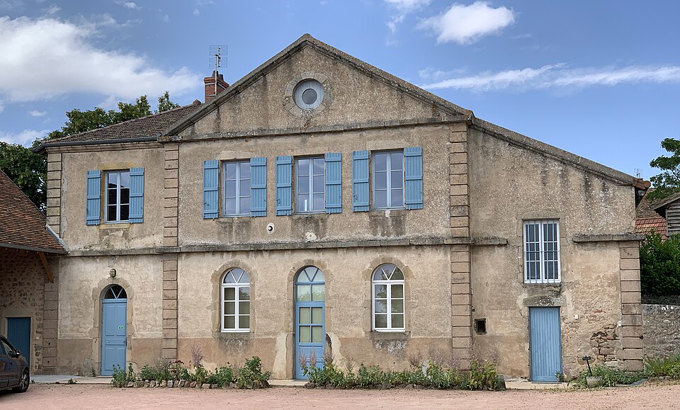 Salle polyvalente de Suin, Suin