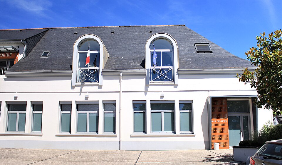 Salle des fêtes de Poueyferré, Poueyferré