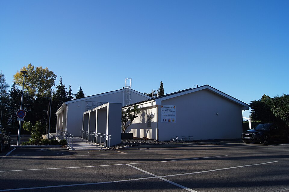 Salle polyvalente de Théza, Théza